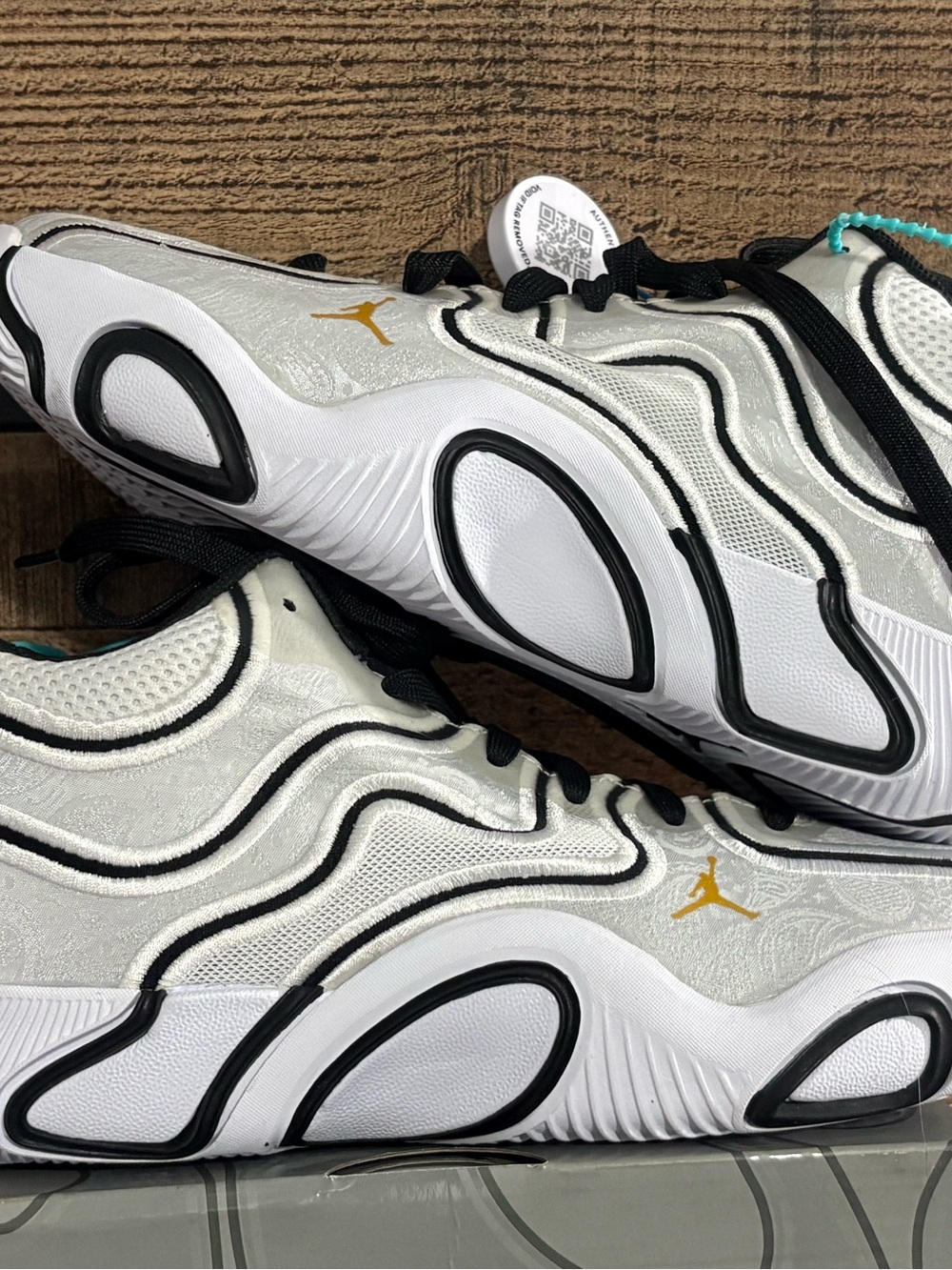 Jordan Tatum 3 basketball sneakers White Black Gold Athletic Sneakers